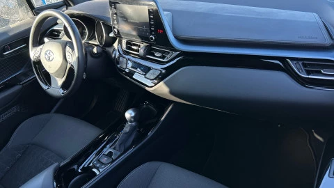 Toyota C-HR 2.0 180H Advance