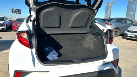 Toyota C-HR 2.0 180H Advance