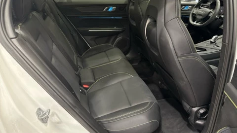 Lynk & Co 01 1.5 PHEV More 203 kW (276 CV)