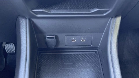 Renault Captur techno Eco-G 100cv (74 kW)