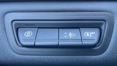 Renault Captur techno Eco-G 100cv (74 kW)