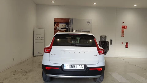 Volvo XC40 2.0 D3 Business Plus Auto