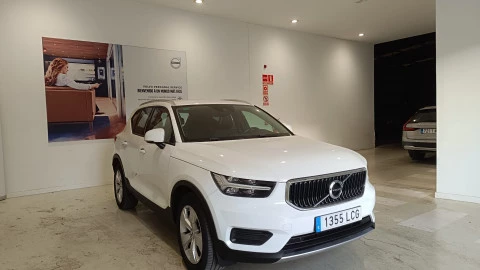Volvo XC40 2.0 D3 Business Plus Auto