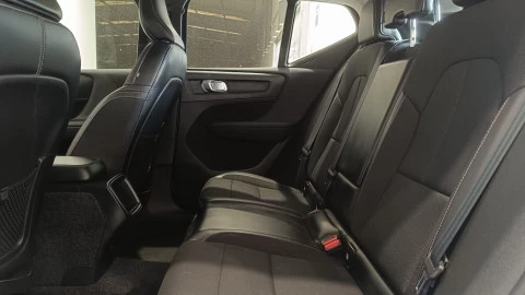 Volvo XC40 2.0 D3 Business Plus Auto