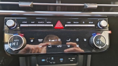 Hyundai Tucson 1.6T 215CV HEV AT 20 Aniversario Sky