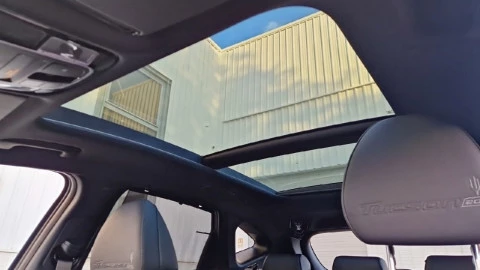 Hyundai Tucson 1.6T 215CV HEV AT 20 Aniversario Sky