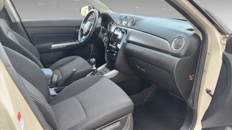 Suzuki Vitara  1.4T GLE 2WD