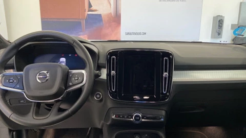 Volvo XC40 2.0 B3 G Core Auto