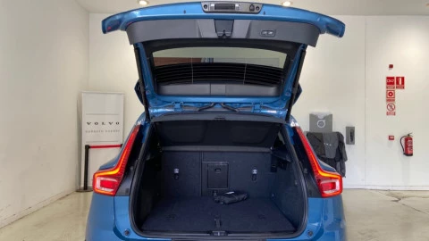 Volvo XC40 2.0 B3 G Core Auto