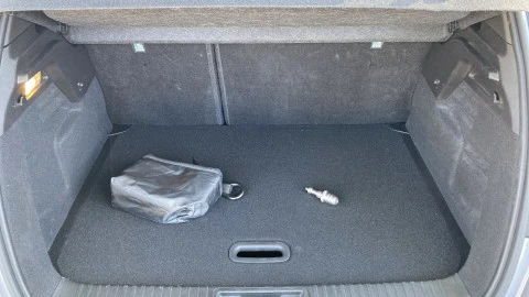 Renault Captur techno Eco-G 100cv (74 kW)