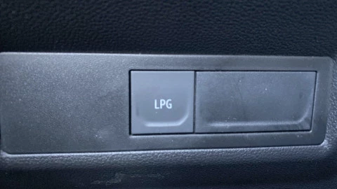 Renault Captur techno Eco-G 100cv (74 kW)