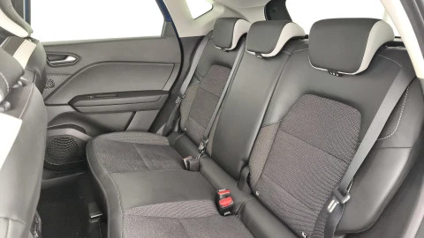 Renault Captur techno Fast Track E-Tech híbrido 105 kW