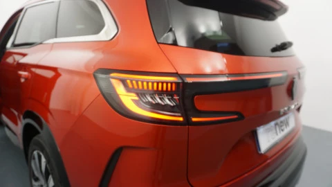 Renault Espace Techno E-Tech full hybrid 146kW