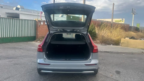 Volvo V60 Cross Country B4 D Cross Country Plus AWD Auto 145 kW (197 CV)