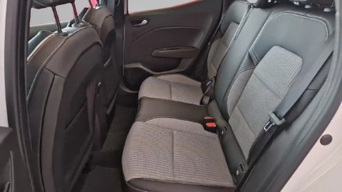 Renault Clio Techno E-Tech full hybrid 145 (103kw)