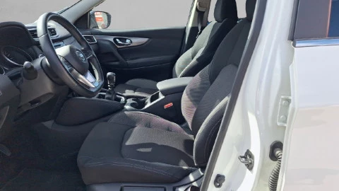 Nissan Qashqai DIG-T 103 kW (140 CV) E6D N-CONNECTA