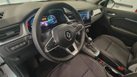 Renault Captur Fast Track E-TECH PHEV 160cv