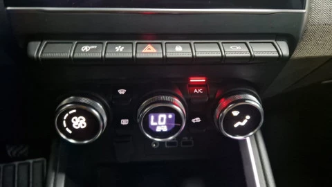 Renault Clio techno Eco-G 100cv (74kW)