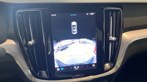 Volvo S60 B4(G) FWD Core Auto