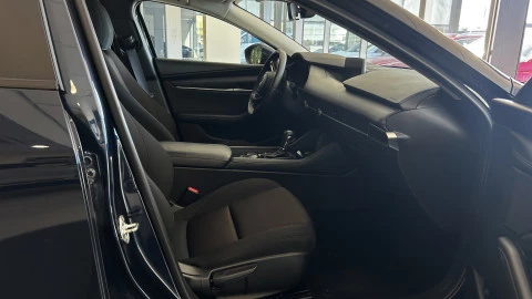 Mazda3 2.5L e-SKYACTIV G MHEV 103kW Prime-line