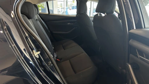 Mazda3 2.5L e-SKYACTIV G MHEV 103kW Prime-line