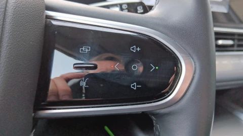 EBRO S700 1.6 TGDI Luxury 7 DCT