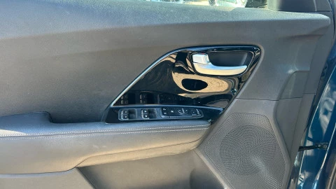 Kia Niro 1.6 GDi HEV 104kW (141CV) Drive