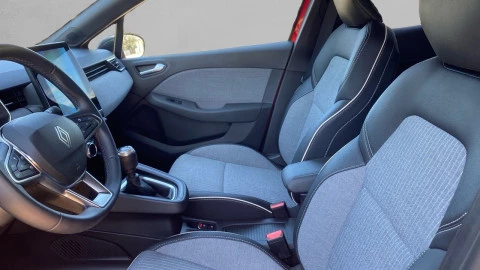 Renault Clio techno Eco-G 100cv (74kW)