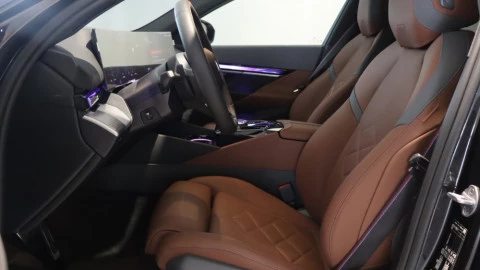 BMW Serie i5 M60 xDrive