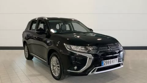 Mitsubishi Outlander 2.4 PHEV MOTION AUTO 4WD 224 5P Mitsubishi Outlander 2.4 PHEV MOTION AUTO 4WD 224 5P
