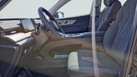 EBRO S800 1.5 TGDI PHEV Luxury E-CVT