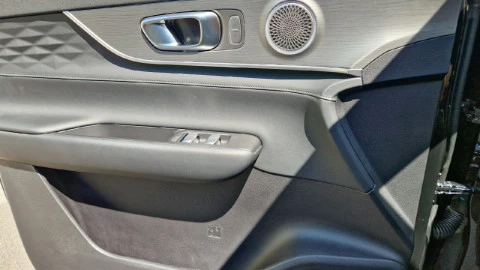 EBRO S800 1.5 TGDI PHEV Luxury E-CVT