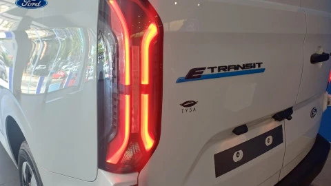 Ford Transit Custom Van BEV 64kWh 100kW 320 L2 Trend