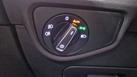 Volkswagen Touran Advance 1.6 TDI BMT DSG