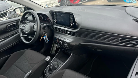 Hyundai Bayon 1.0 TGDI 74kW (100CV) 48V Maxx