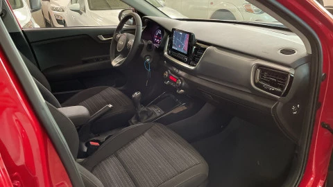 Kia Stonic  1.0 T-GDI MHEV IMT 100 CV