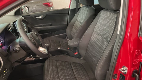 Kia Stonic  1.0 T-GDI MHEV IMT 100 CV