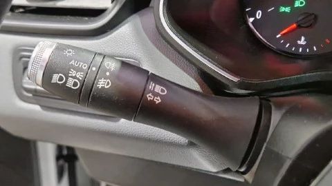 Renault Clio Business Blue dCi 63 kW (85CV)