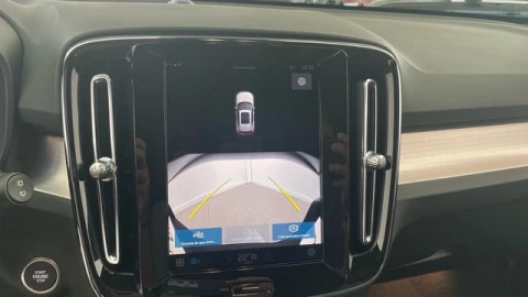 Volvo XC40 B3 G Core Auto 120 kW (163 CV)