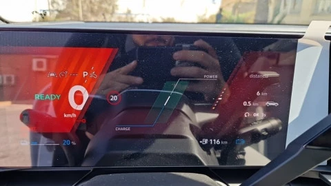 Renault Scenic E-Tech Iconic 160 kW (220CV) gran autonomía