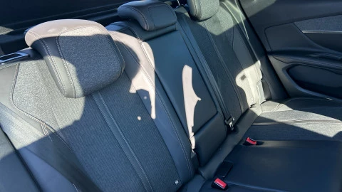 Peugeot 3008 1.5L BlueHDi 96kW (130CV) S&S GT Line