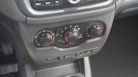 Dacia Dokker Van Essential Blue dCi 70kW (95CV)