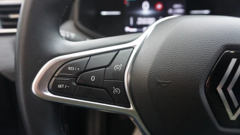 Renault Clio Techno TCe 90 (67kw)