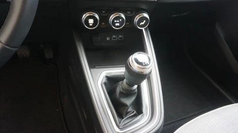 Renault Clio Techno TCe 90 (67kw)