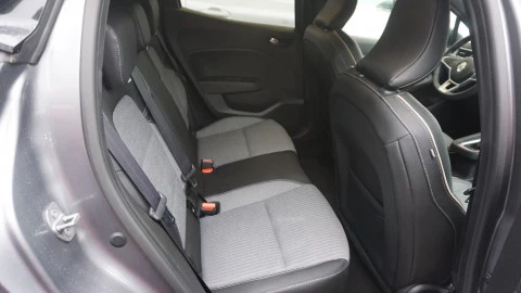 Renault Clio Techno TCe 90 (67kw)