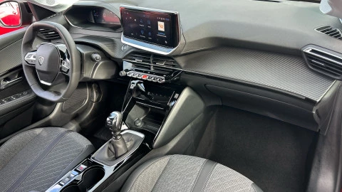 Peugeot 208 Allure Puretech 100
