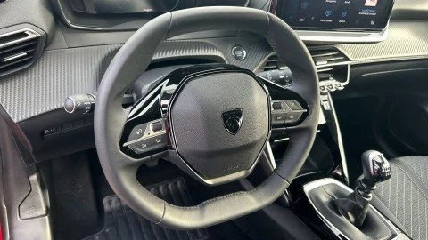 Peugeot 208 Allure Puretech 100