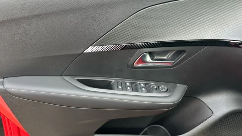 Peugeot 208 Allure Puretech 100