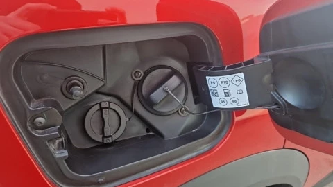 Renault Captur techno Eco-G 100cv (74 kW)