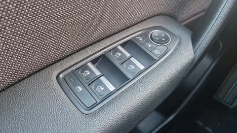 Renault Captur techno Eco-G 100cv (74 kW)